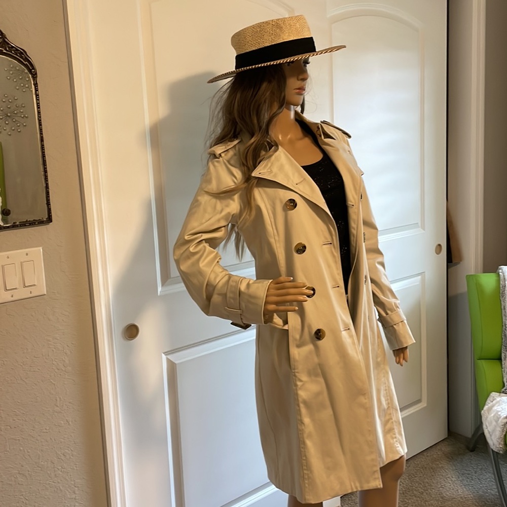 Caroll Classic Parisian Trench Coat European Size 36 US 6
